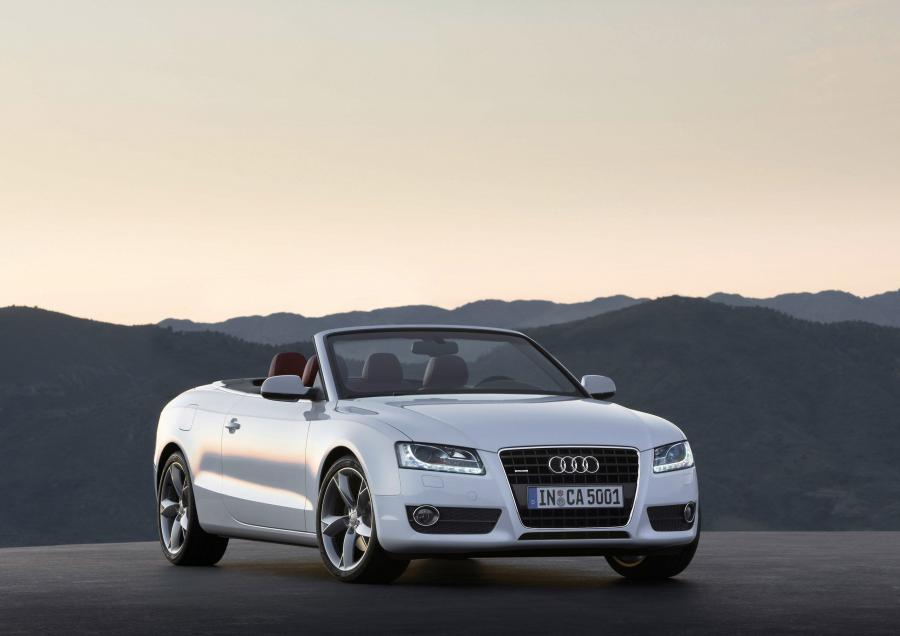  Audi A5 Cabriolet 3.0 TDI 2009 года  (фото 56 из 72)